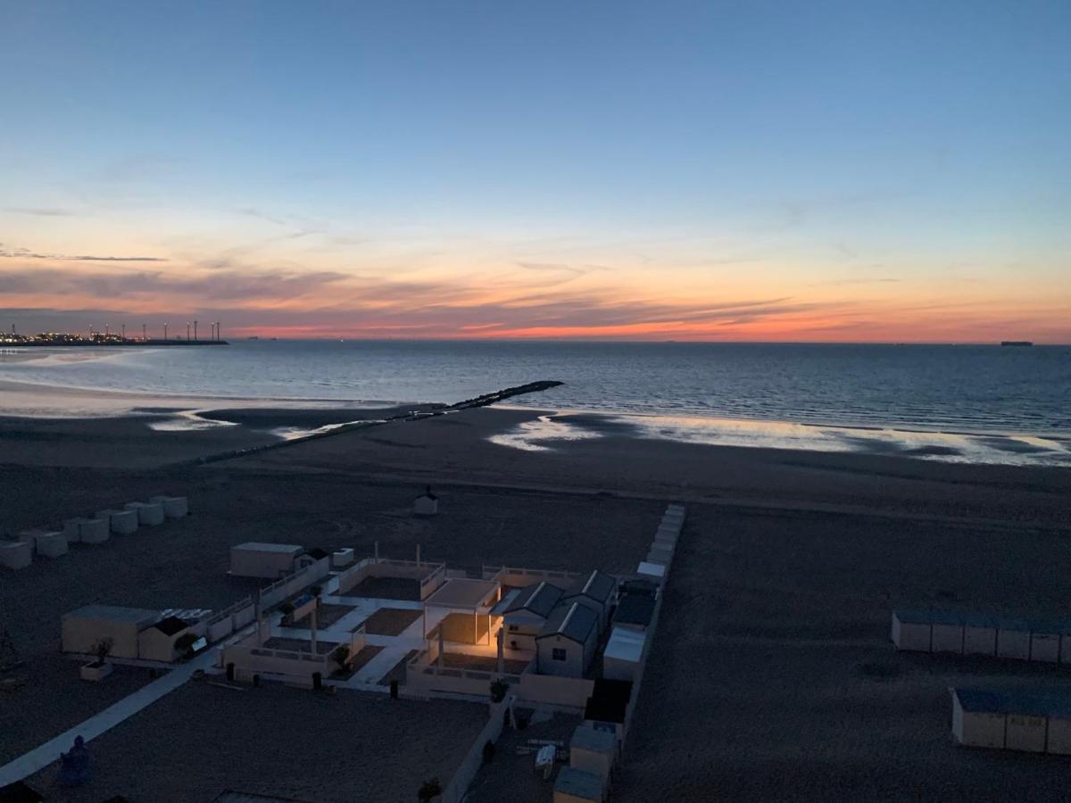 Knokke Sea, Appartement Vue Mer ภายนอก รูปภาพ